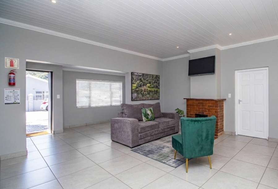 7 Bedroom Property for Sale in Knysna Central Western Cape
